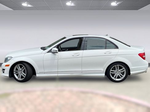 Used 2013 Mercedes-Benz C 250 Sedan image 2