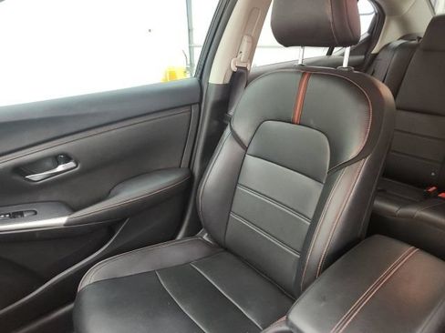 Used 2024 Nissan Sentra SR w/ SR Premium Package FWD image 17