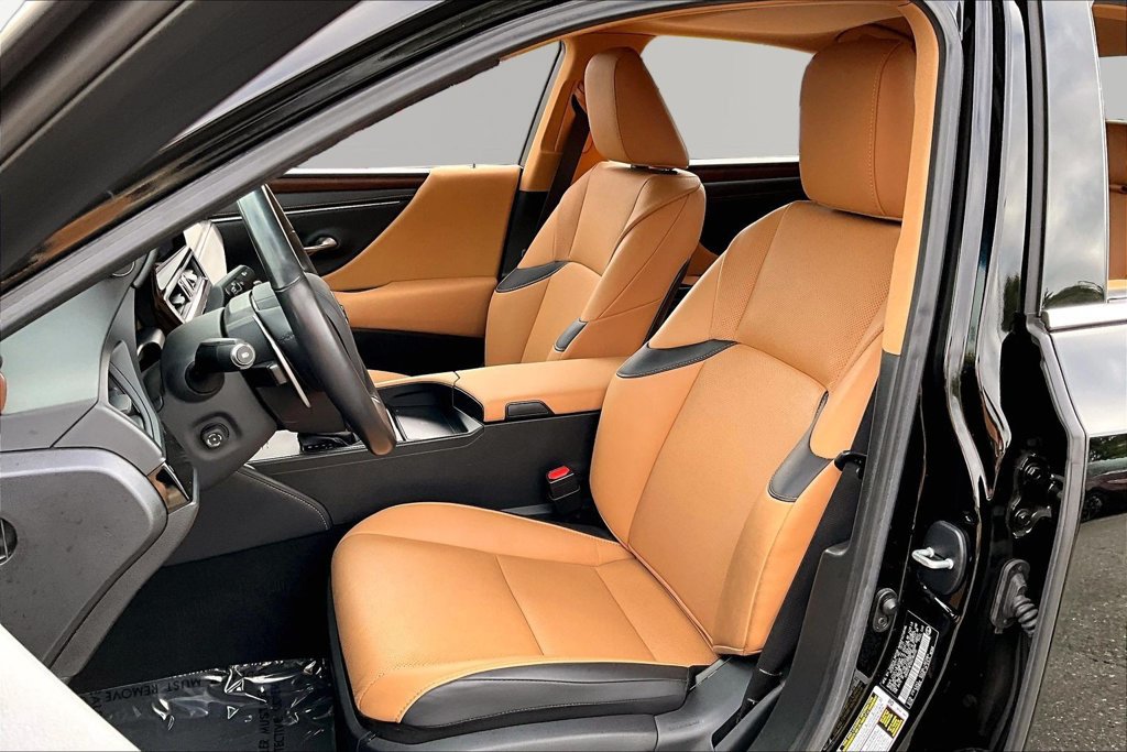 Used 2025 Lexus ES 350 w/ Premium Package FWD image 18