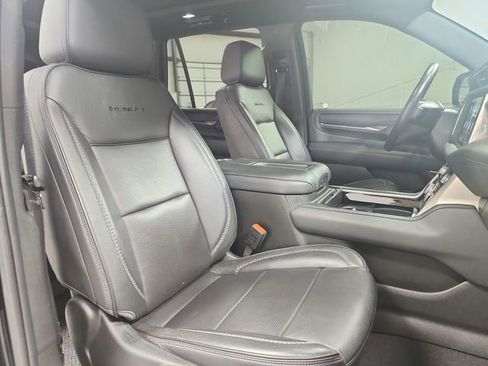 Used 2021 GMC Yukon Denali w/ Advanced Technology Package AWD/4WD image 47