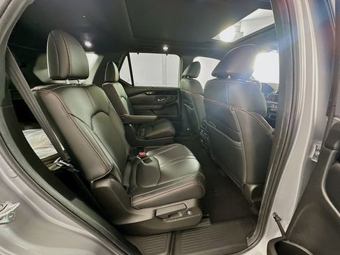 Certified 2025 Honda Pilot TrailSport image 27