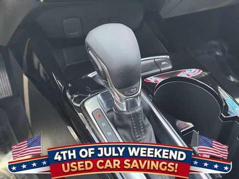 Used 2024 Chevrolet Trax LT w/ Driver Confidence Package FWD image 28