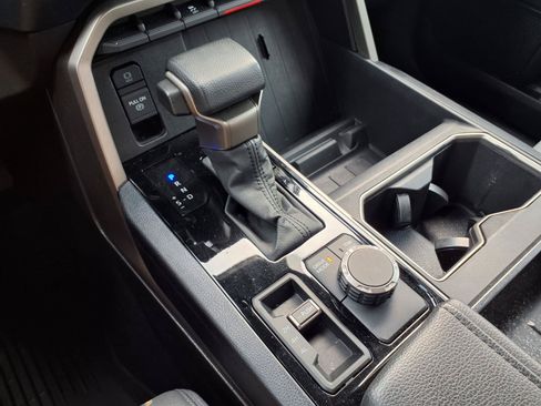 Used 2025 Toyota Tundra SR5 AWD/4WD image 13