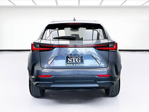 Used 2023 Lexus NX 250 FWD image 5