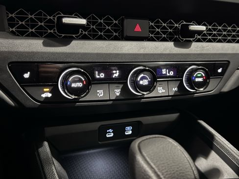 Used 2024 Honda Accord EX image 10