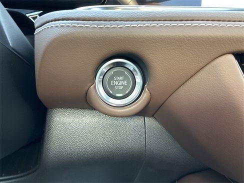 New 2025 Chevrolet Suburban High Country image 18