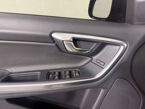 Used 2016 Volvo V60 T5 Premier image 20