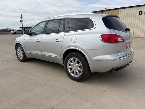 Used 2013 Buick Enclave Leather image 4