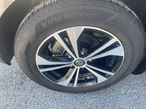 Used 2023 Nissan Sentra SV image 29