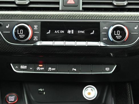 Used 2019 Audi S4 Premium Plus w/ Premium Plus Package AWD/4WD image 32