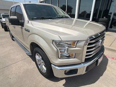Used 2017 Ford F150 XLT w/ Equipment Group 302A Luxury RWD image 4