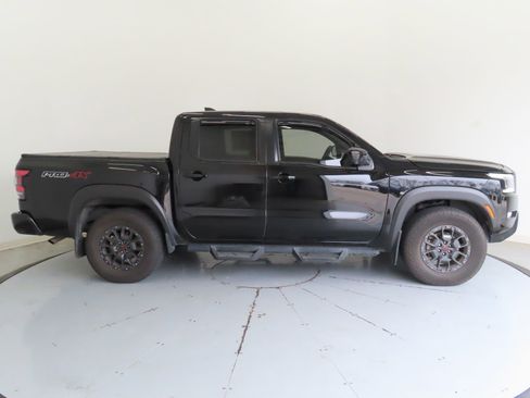 Used 2022 Nissan Frontier PRO-4X w/ Pro-4X Premium Package image 2