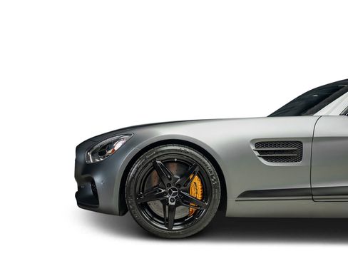 Used 2017 Mercedes-Benz AMG GT S image 30