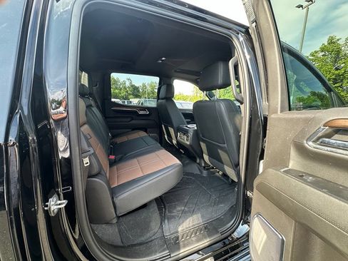 Used 2023 Chevrolet Silverado 1500 High Country w/ High Country Premium Package AWD/4WD image 23
