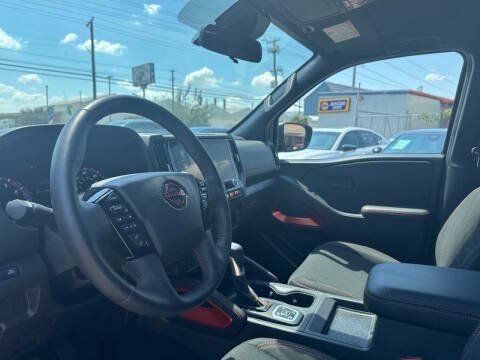 Used 2026 Nissan Frontier PRO-4X AWD/4WD image 11