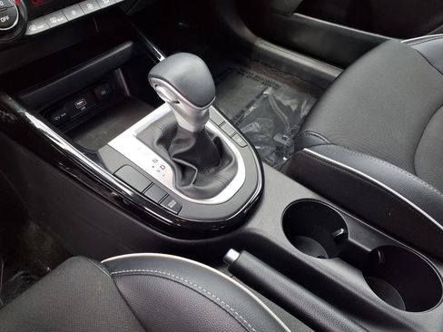 Certified 2023 Kia Forte GT-Line FWD image 19