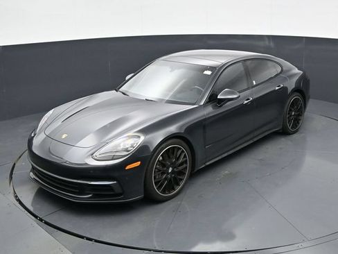 Used 2020 Porsche Panamera 4 AWD/4WD image 37