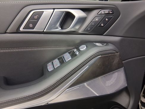 Certified 2024 BMW X7 M60i w/ Executive Package image 12