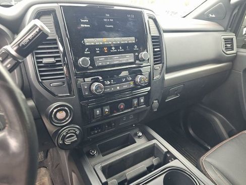 Used 2023 Nissan Titan PRO-4X w/ Pro-4x Convenience Package image 6