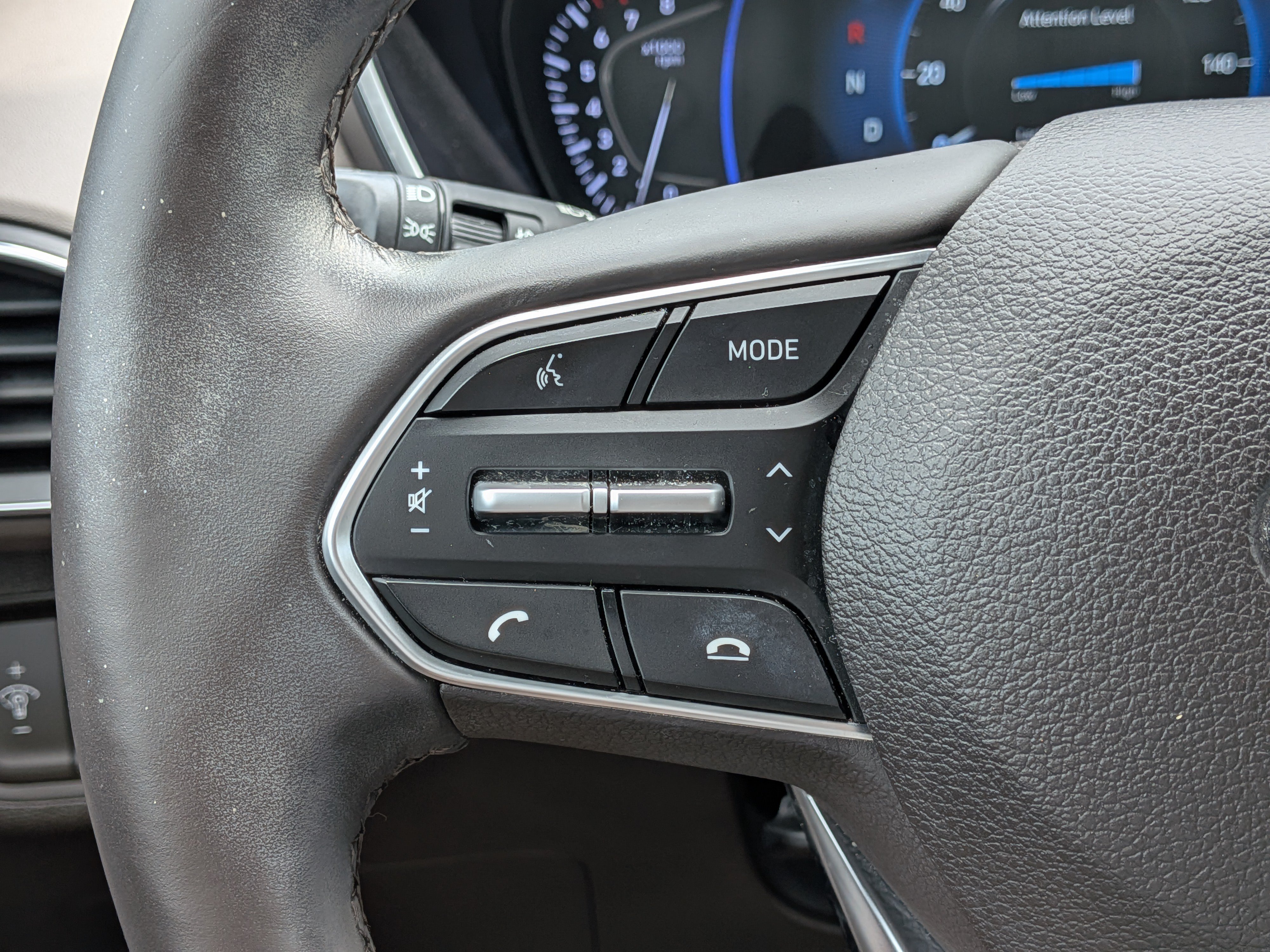 Used 2019 Hyundai Santa Fe FWD image 25
