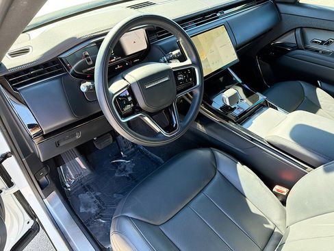 Used 2024 Land Rover Range Rover Sport SE image 27