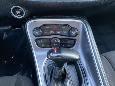 Used 2022 Dodge Challenger GT image 16