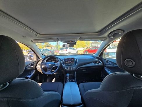 Used 2024 Chevrolet Malibu LT image 20