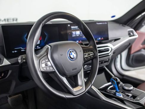 Used 2023 BMW i4 eDrive40 RWD image 25
