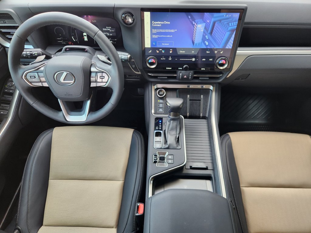 Certified 2025 Lexus GX 550 w/ Accessory Package (CT) AWD/4WD image 26