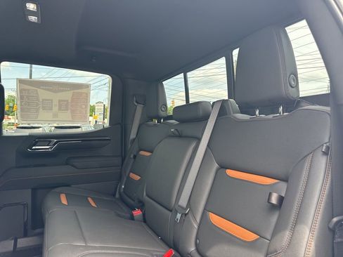 New 2026 GMC Sierra 1500 AT4 w/ AT4 Premium Package AWD/4WD image 31
