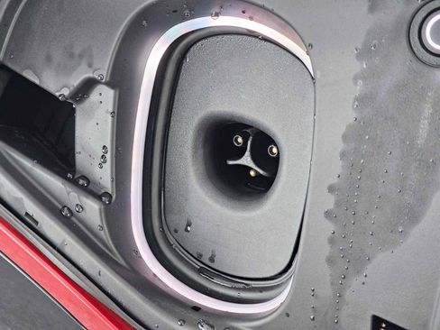 New 2026 Cadillac Optiq Sport 2 image 22