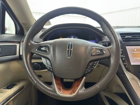 Used 2013 Lincoln MKZ Hybrid image 18