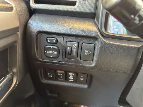 Used 2023 Toyota 4Runner Limited image 41