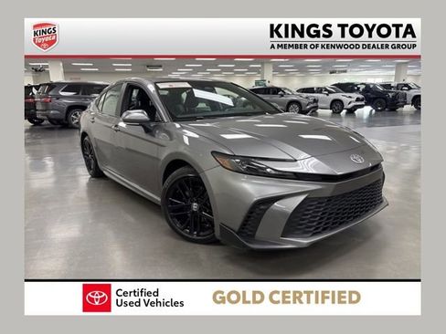 Certified 2025 Toyota Camry SE FWD image 1