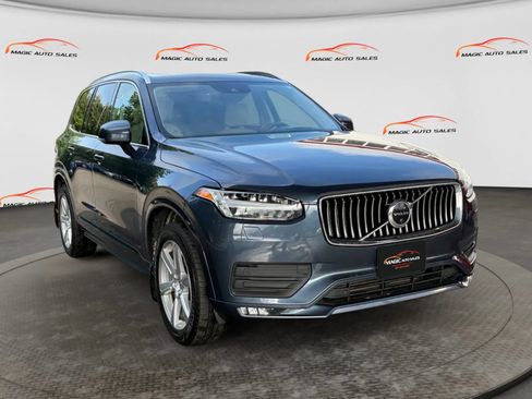 Used 2021 Volvo XC90 T6 Momentum w/ Advanced Package AWD/4WD image 5