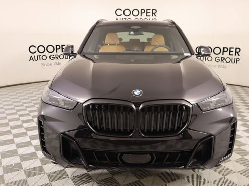 New 2026 BMW X5 xDrive40i w/ M Sport Package AWD/4WD image 9