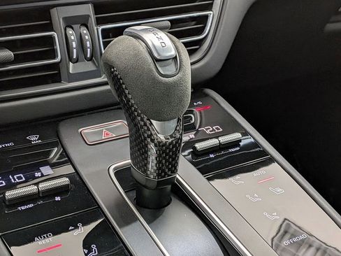Used 2023 Porsche Macan GTS AWD/4WD image 24