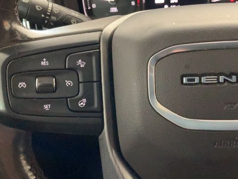 Used 2022 GMC Sierra 3500 Denali w/ Denali Ultimate Package AWD/4WD image 18