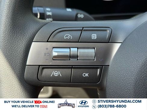 Certified 2025 Hyundai Kona SE image 22