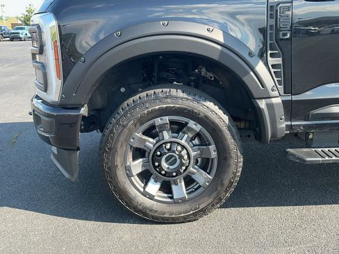 Used 2024 Ford F250 Lariat w/ Sport Appearance Package AWD/4WD image 12