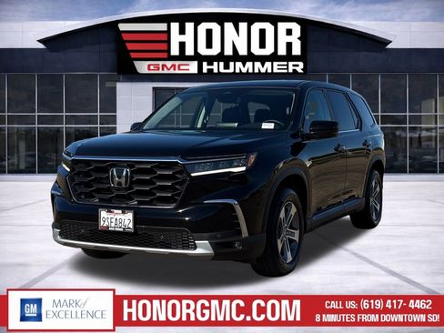 Used 2025 Honda Pilot EX-L image 7