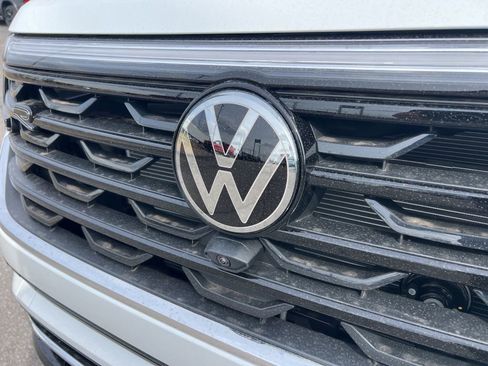 New 2026 Volkswagen Atlas SEL Premium R-Line AWD/4WD image 10