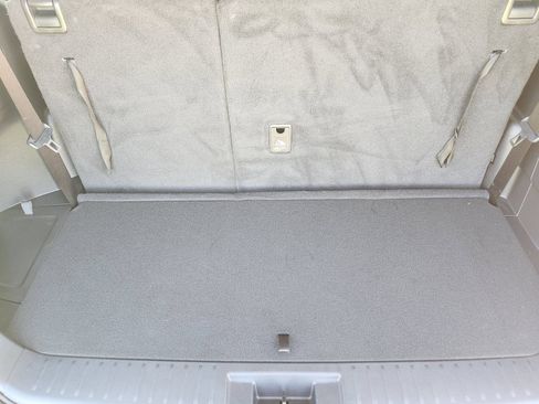 Used 2023 Toyota Highlander XLE FWD image 36