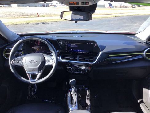 Used 2024 Chevrolet Trax ACTIV w/ Driver Confidence Package FWD image 21