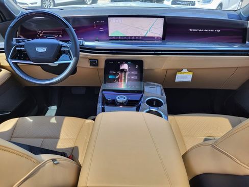 New 2025 Cadillac Escalade IQ Luxury 2 w/ LPO, Etrunk Organizer Package image 2