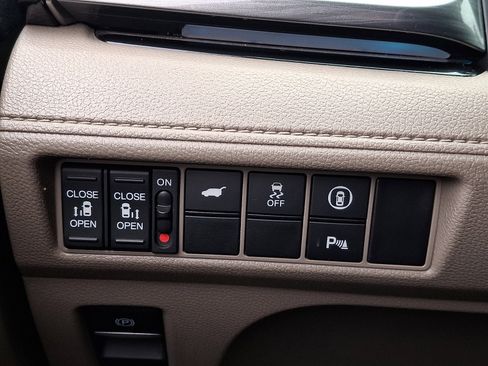 Used 2022 Honda Odyssey Elite image 27