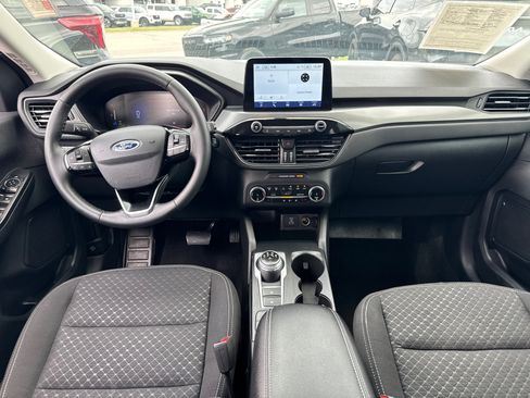 Used 2023 Ford Escape Active w/ Cold Weather Package FWD image 8