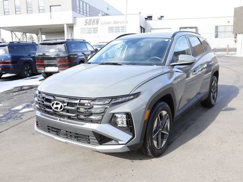 Certified 2025 Hyundai Tucson SEL image 9