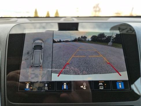 Used 2024 Chevrolet Equinox RS w/ RS Leather Package image 27