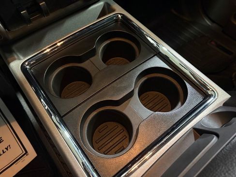 Used 2016 Ford F250 Lariat w/ Lariat Ultimate Package image 12